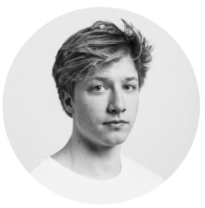 Koen Olijerhoek, cameraman and director specializing in ground and aerial cinematography, known for capturing high-quality footage in extreme sports and skydiving.